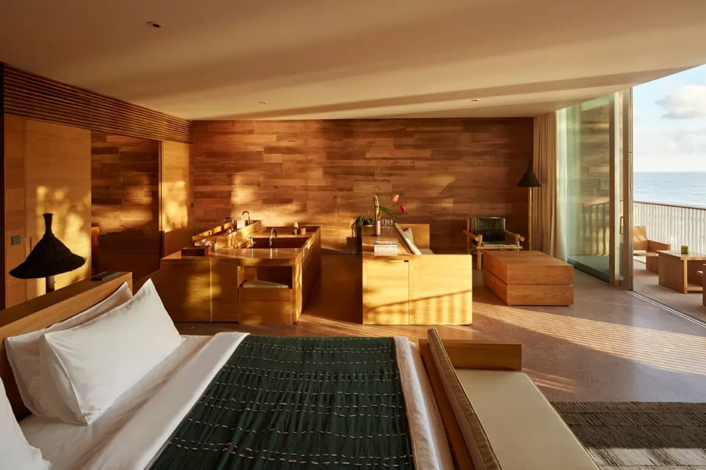 Potato Head Beach Club - Bali - Oceanfront Studio